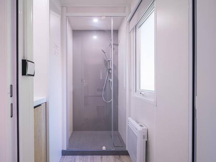 Mobil home pour 6 personnes, avec bassin pour enfant à Saint-Laurent-Médoc - 4