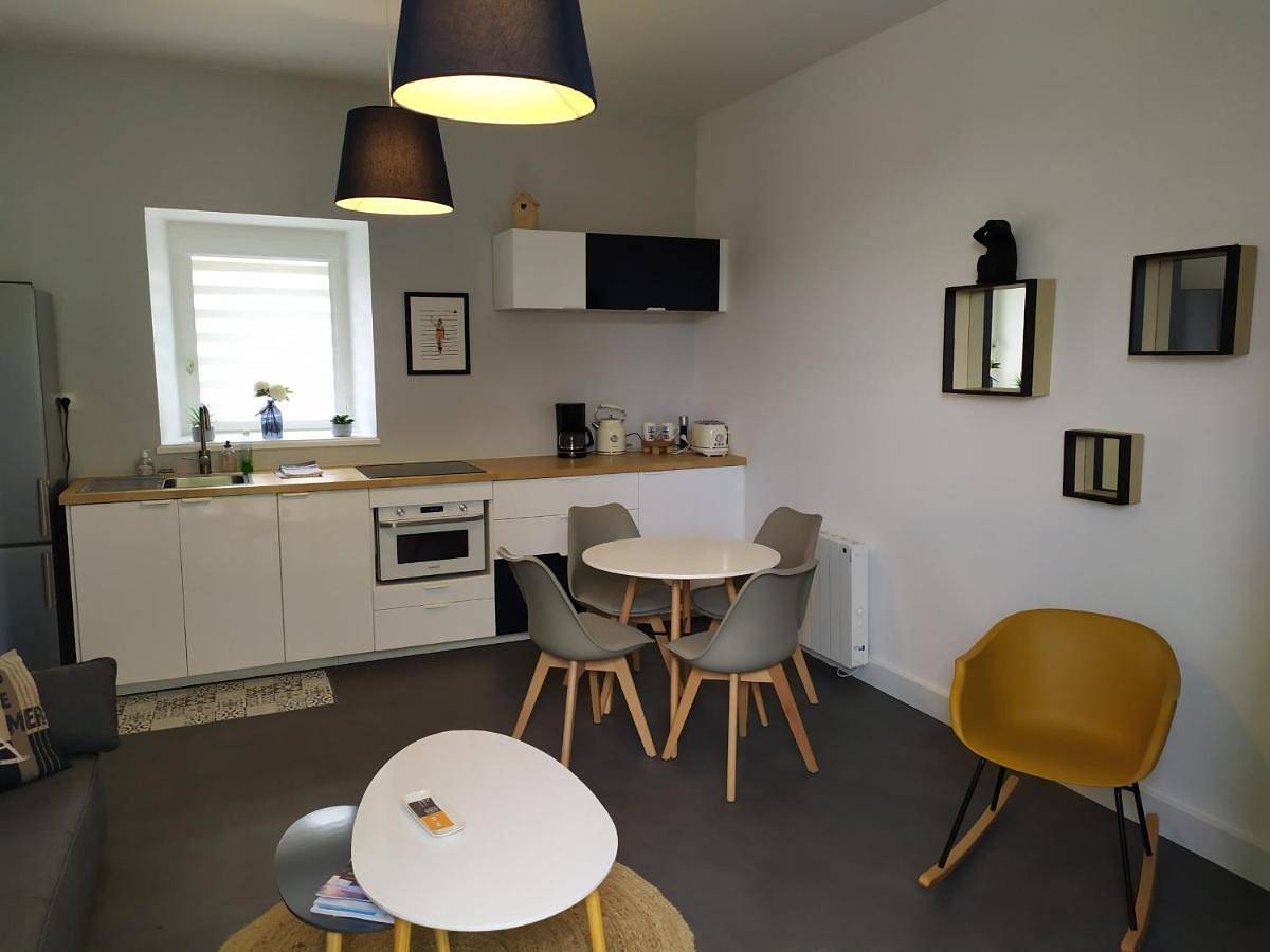 Appartement entier, One-Bedroom Apartment in Lannion, Ceinture Dorée