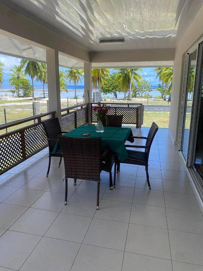 Location de vacances pour 3 personnes, avec jardin ainsi que vue et terrasse dans Tikehau - 3