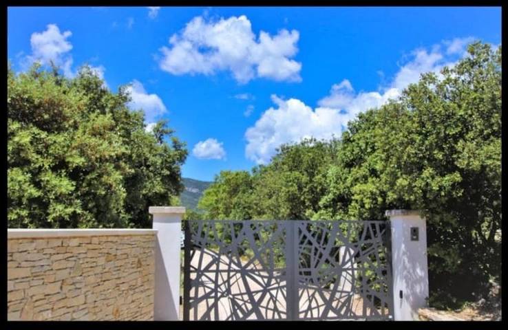 Gîte pour 2 personnes, avec jardin et piscine à Roche-Saint-Secret-Béconne - 4