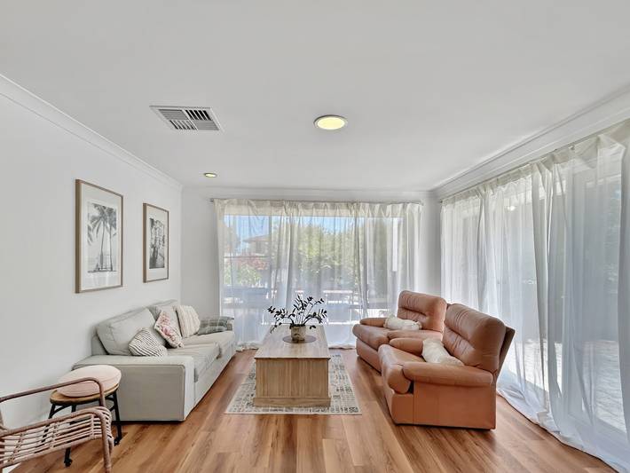 Holiday rental for 8 people, with balcony/terrace in Mandurah