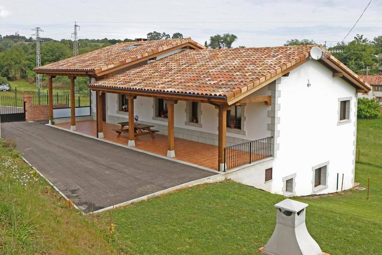 Los fresnos de ribadesella in Sebreño, Ribadesella