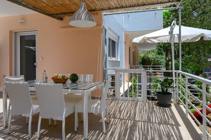 Apartment for 4 people, with garden in Rethymnon