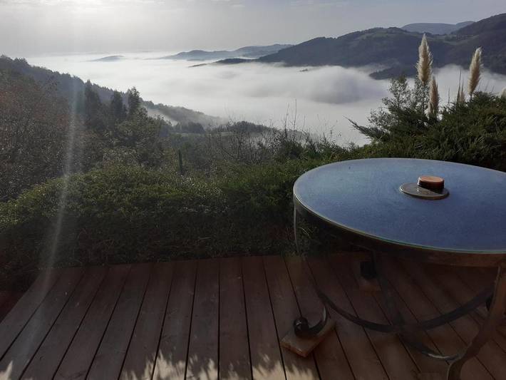 Gîte pour 3 personnes, avec terrasse et vue à Yzeron - 3