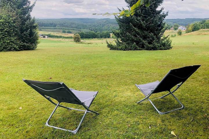 Gîte pour 8 personnes, avec jardin et terrasse dans Gros Fays