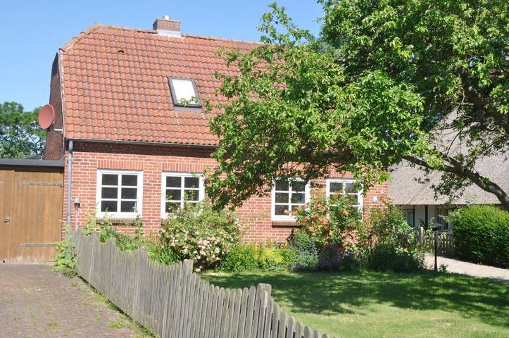 Ferienhaus für 2 Personen, mit Terrasse und Garten in Puttgarden