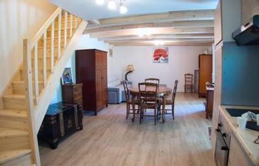 Gîte pour 4 personnes, avec terrasse et jardin, animaux acceptés à Les Mées