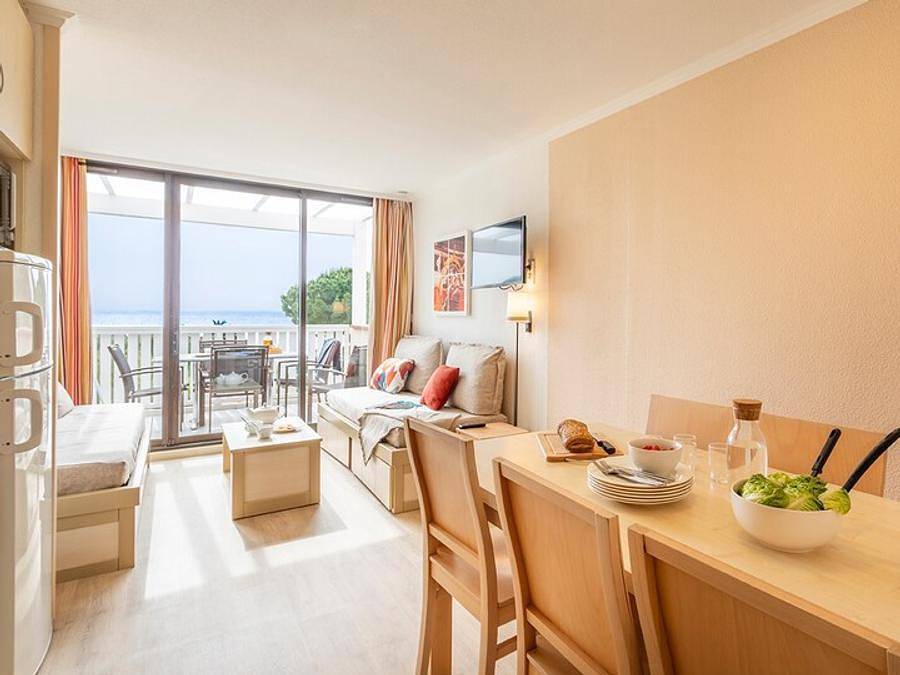 Pierre & Vacances Résidence L'Anse de Pramousquier - Wohnung 6 personen - - 1 Schlafzimmer + 1 Schlafalkoven - Terrasse oder Balkon - Meerblick - Südlage in Pramousquier, Le Lavandou