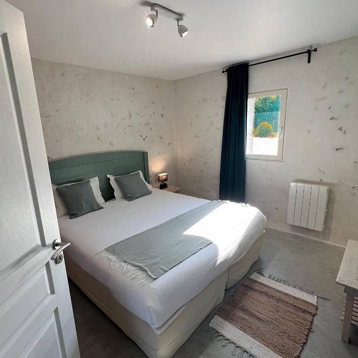 Location de vacances pour 10 personnes, avec piscine et jardin à La Gripperie-Saint-Symphorien - 2