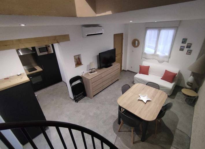 Gîte pour 6 personnes, avec terrasse - 1