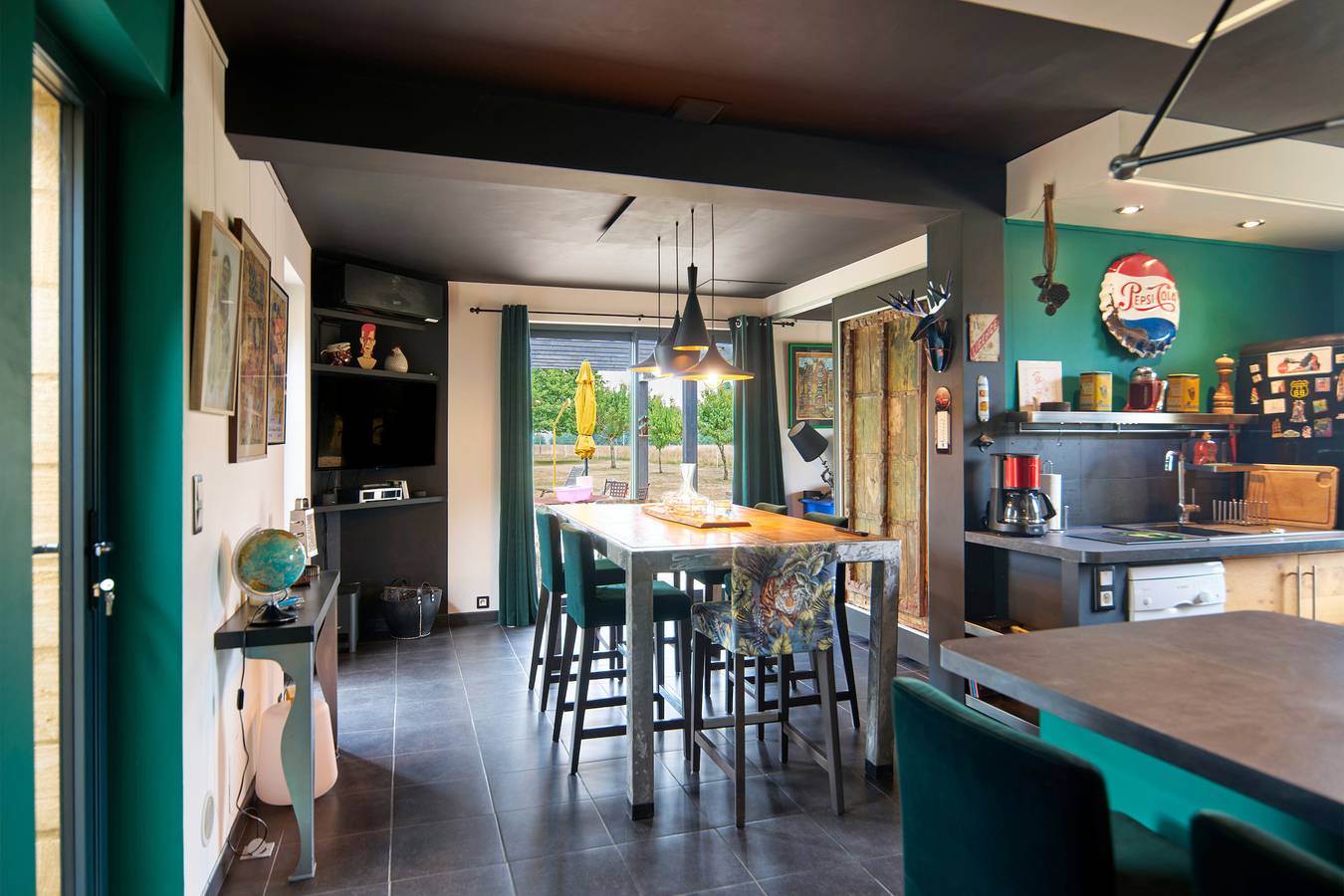 Ferienhaus 'Au Bout Du Chemin - Vue Château' mit privater Terrasse, Wlan und Klimaanlage in Vitrac, Périgord Noir