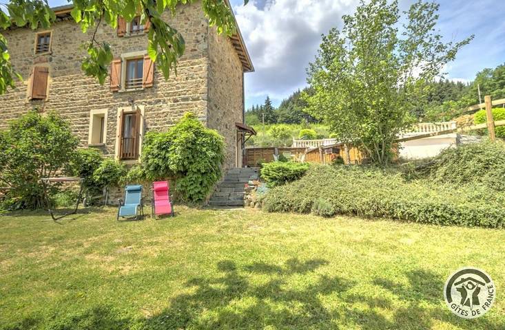 Gîte pour 4 personnes, avec Terrasse et Jardin à Grandris