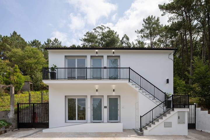 Apartamento de vacaciones para 6 personas, con jardín y jacuzzi en Galicia