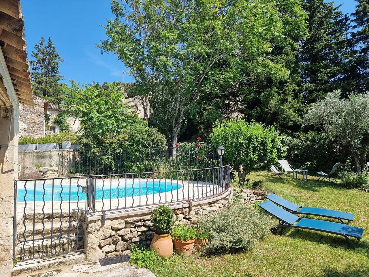 Le Mazet - Gîte Des Lucioles En Provence in Montségur-sur-Lauzon, Région de nyons