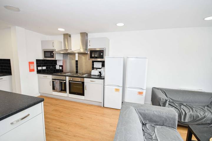 Apartamento entero, 4 Bedroom Spacious Budget Apartment in Liverpool in Liverpool, Merseyside