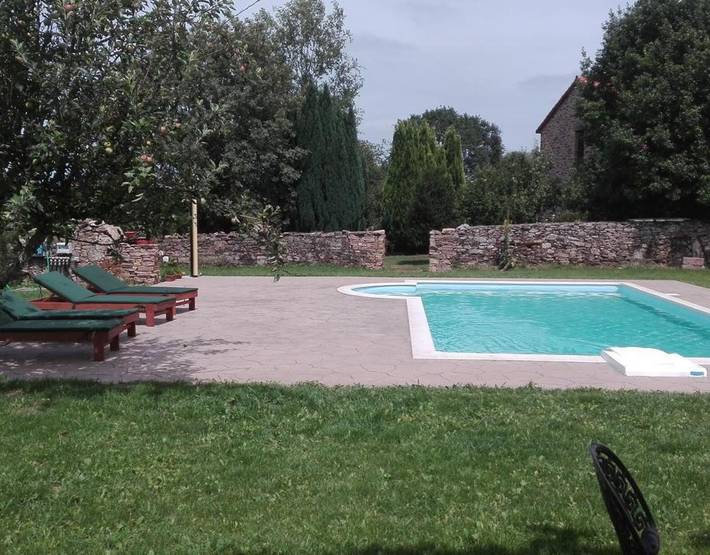 Casa rural 'Os Vilares Li' con piscina compartida, terraza privada y Wi-Fi in Santiago de Compostela, Provincia de La Coruña