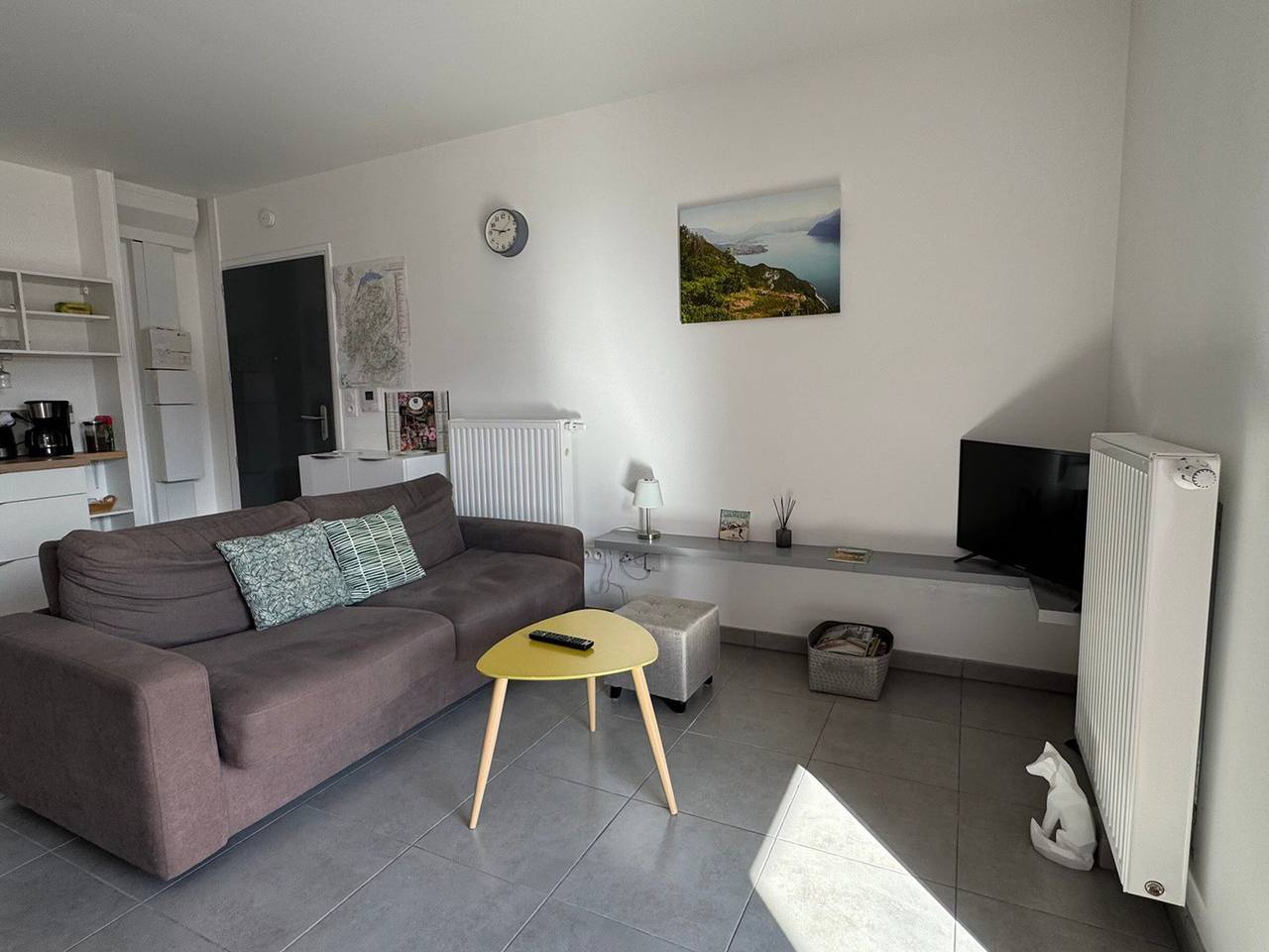 Entire apartment, Geräumige T2 mit Terrassen und Garage, Haustiere erlaubt in Aix-les-Bains, Chambéry region