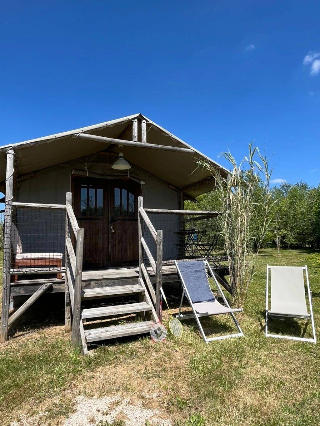 Zecamping 3 étoiles piscine couverte locatif Bbq 16m2 in Mont-près-Chambord, Sologne