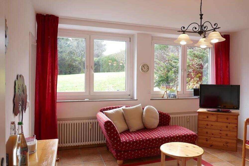 Entire apartment, Holiday apartment Sonia on the lake in Bad Wiessee, Bavarian Alps