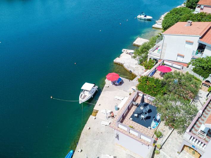 Ferienwohnung für 4 Personen, mit Terrasse, mit Haustier in Obrovac - 2