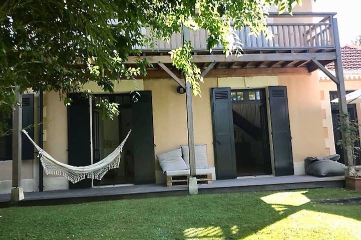 Villa für 8 Personen, mit Garten und Balkon