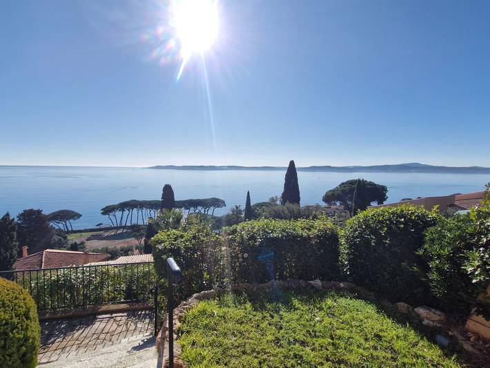 Appartement entier, Appartement 3 pièces avec Wifi et terrasse à Sainte-Maxime in Sainte-Maxime, Côte méditerranéenne (France)