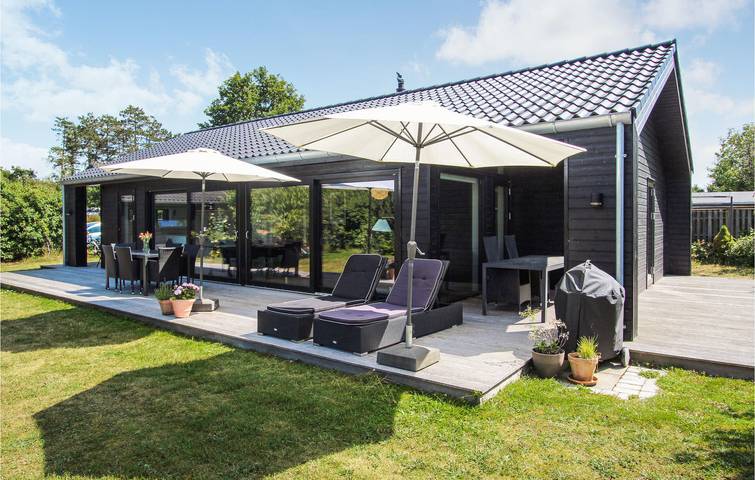 Ferienhaus für 6 Personen mit Terrasse in Samsø