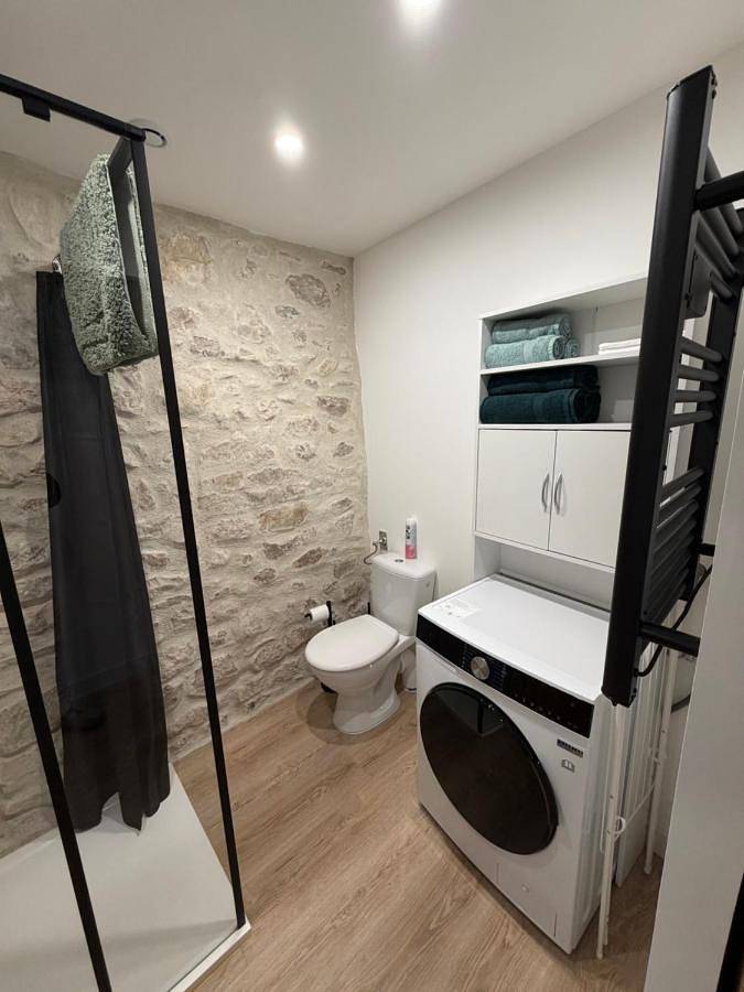 Gîte pour 3 personnes, avec jacuzzi et balcon à Cruas - 3
