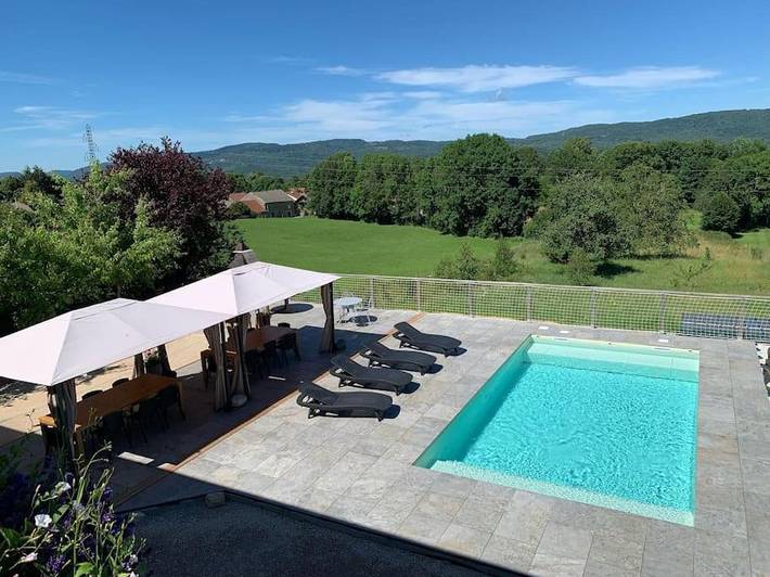 Location de vacances pour 15 personnes, avec vue et piscine ainsi que sauna et jardin, animaux acceptés dans Ordonnaz - 2