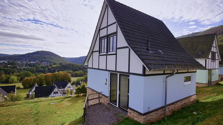 Villa mit pool für 9 Personen, mit Pool und Terrasse in Nordrhein-Westfalen - 2