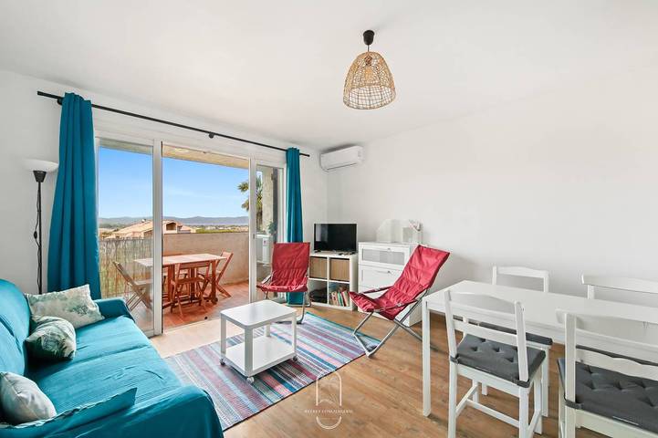 Ganze Ferienwohnung, Ferienwohnung für 4 Personen mit Balkon in Hyeres, Parc national Port-Cros
