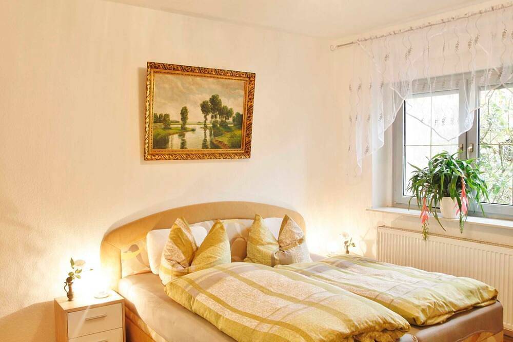 Ganze Wohnung, Ferienwohnung Hanschke - Ferienwohnung in Hoyerswerda, Lausitzer Seenland