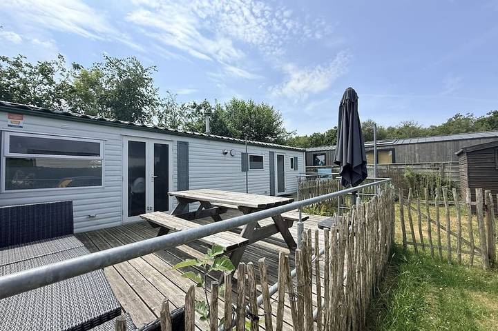 Ferienanlage für 4 Personen, mit Terrasse und Garten