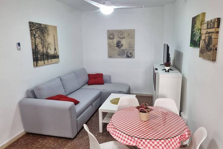 Appartement entier, Apartment In The Courtyard Of The Juderia Of Cordoba in Distrito Centro (Córdoba), Cordoba