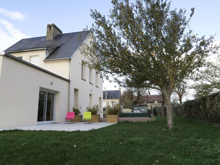 Location de vacances pour 4 personnes, avec jardin à Longues-sur-Mer - 4
