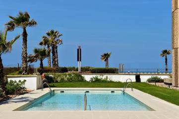 Station pour 3 personnes, avec jardin et piscine à Casablanca