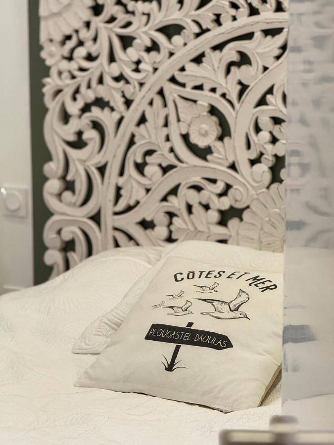 Gîte pour 2 personnes, avec vue et jardin à Plougastel-Daoulas - 2