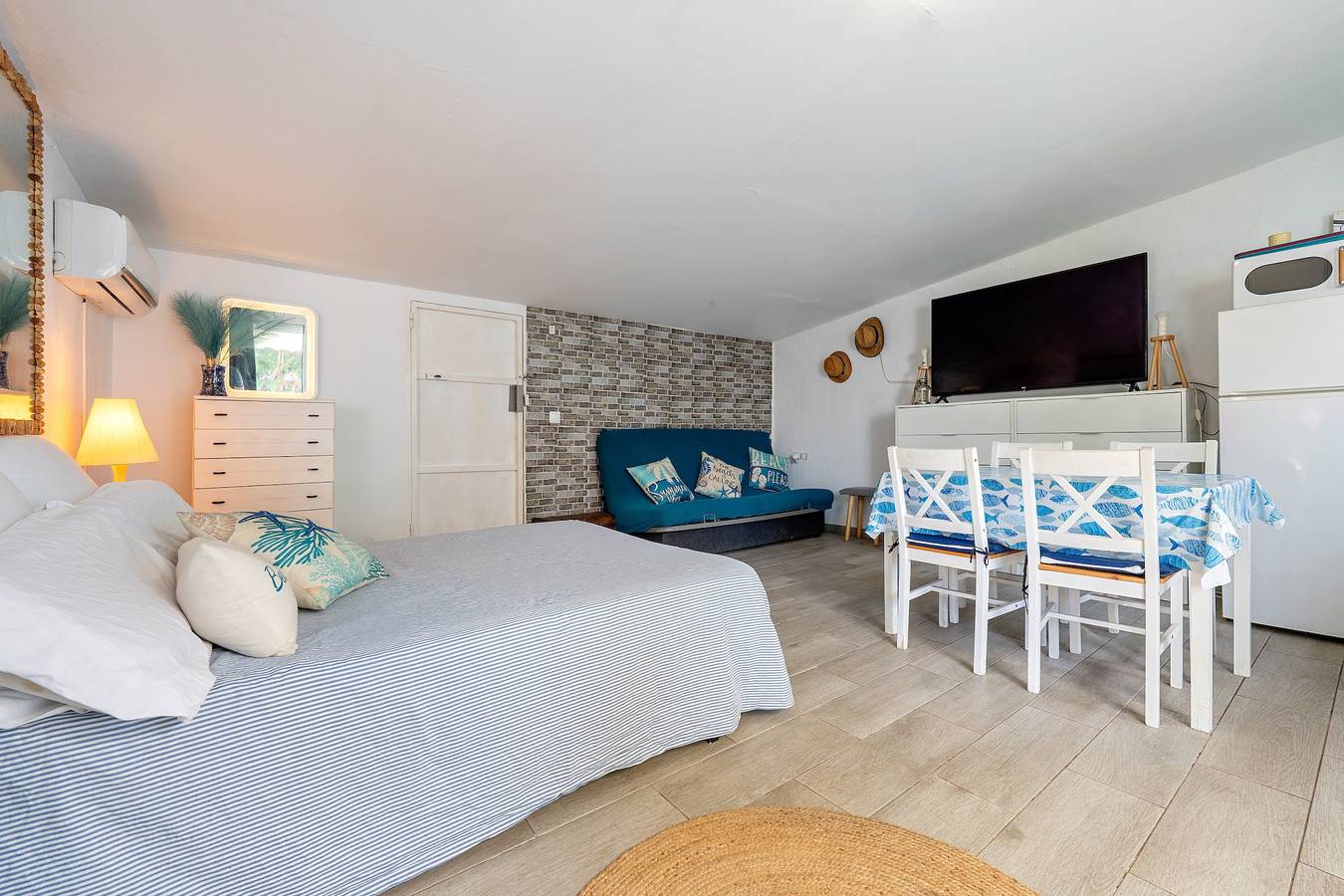Vakantiehuis 'Preciosa' met Privétuin, Wi-Fi en Airconditioning, foto 11