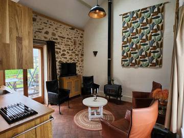 Gîte pour 2 personnes, avec terrasse et vue à Chissey-en-Morvan