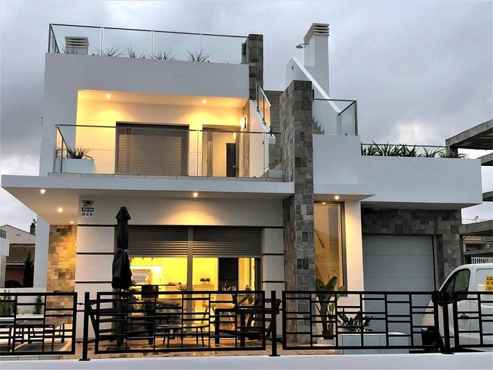 Casa rural para 6 personas, con vistas además de jardín y piscina en Los Alcázares - 3