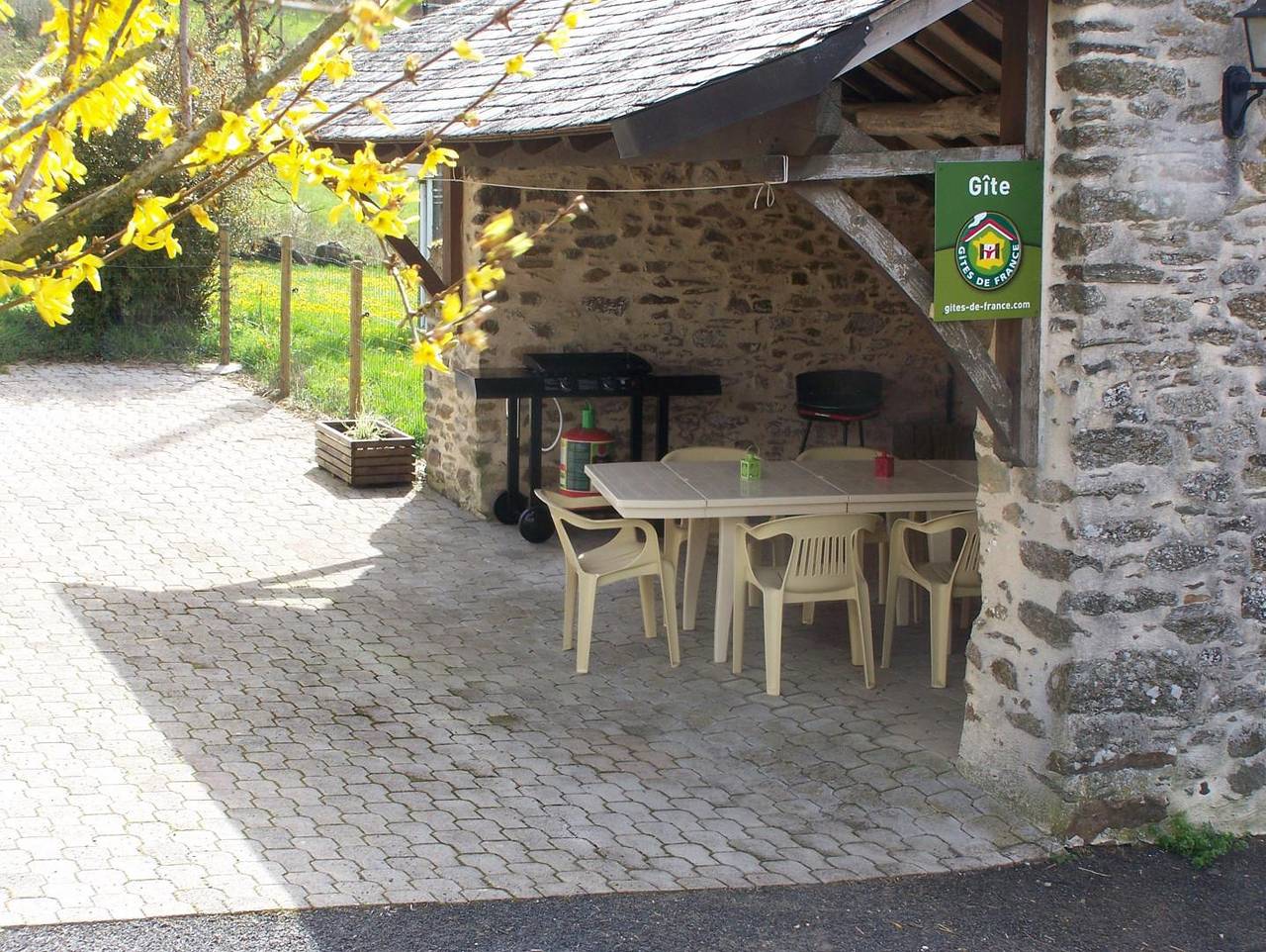 Gîte des Rochers in Allassac, Brive-la-Gaillarde region
