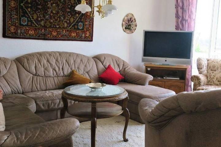 Ferienwohnung für 3 Personen, mit Terrasse und Garten in Zwickau - 4