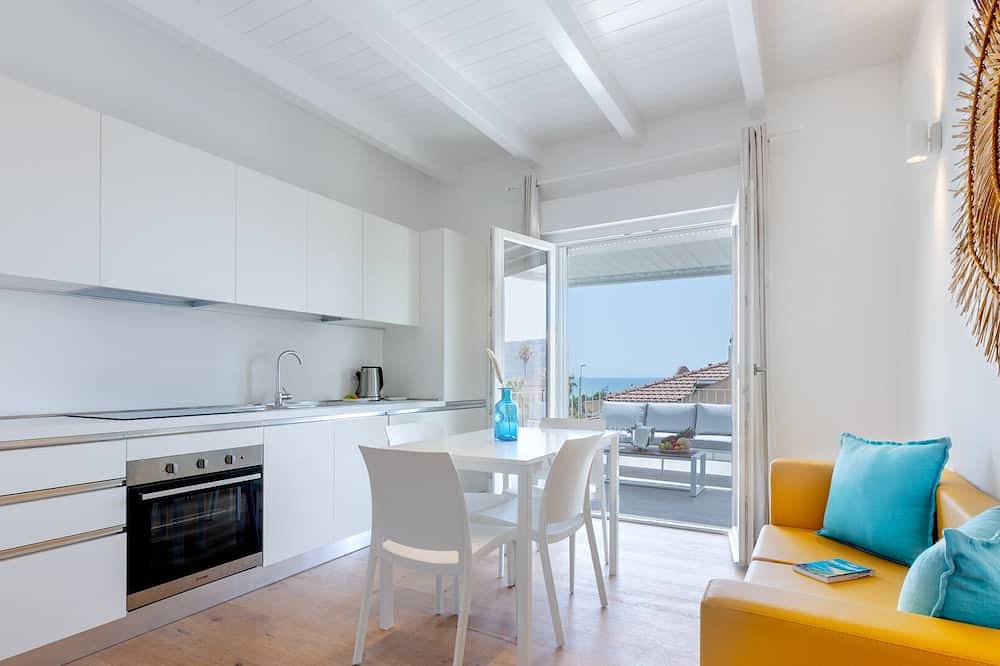 Ganze Wohnung, Villa Dubois - Zwei Schlafzimmer Wohnung, Schläft 4 in Strand von Poetto, Poetto