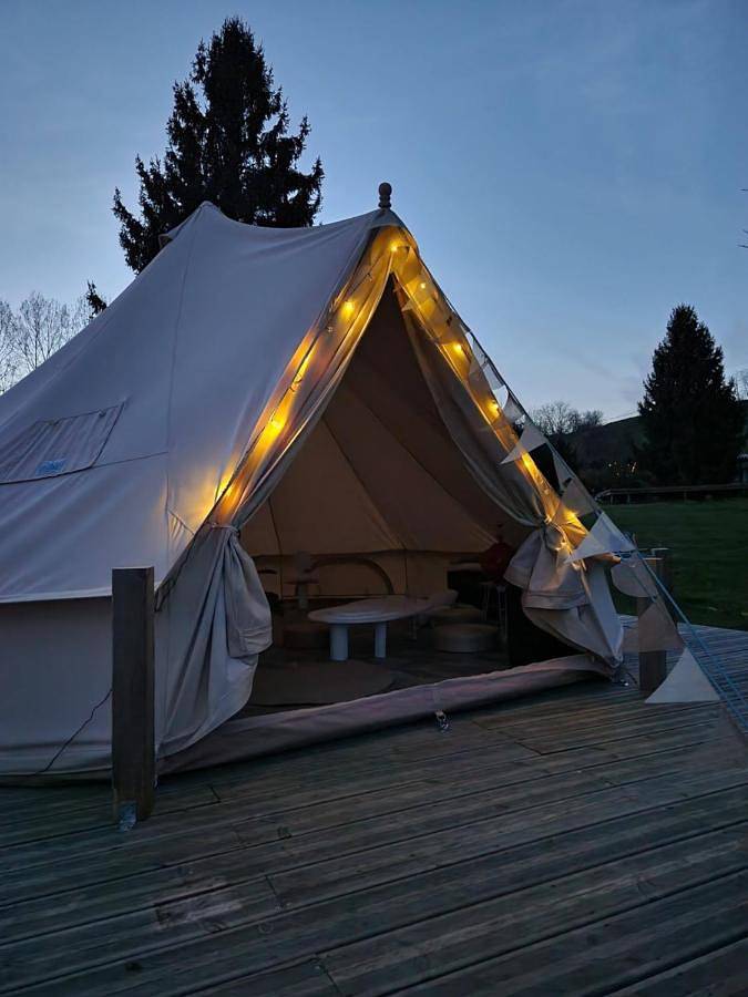 Tente pour 2 personnes, avec Terrasse et Jardin ainsi que Vue sur le lac et Vue