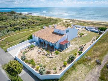 Gîte pour 8 personnes, avec jardin et vue, animaux acceptés dans Plage de Matha