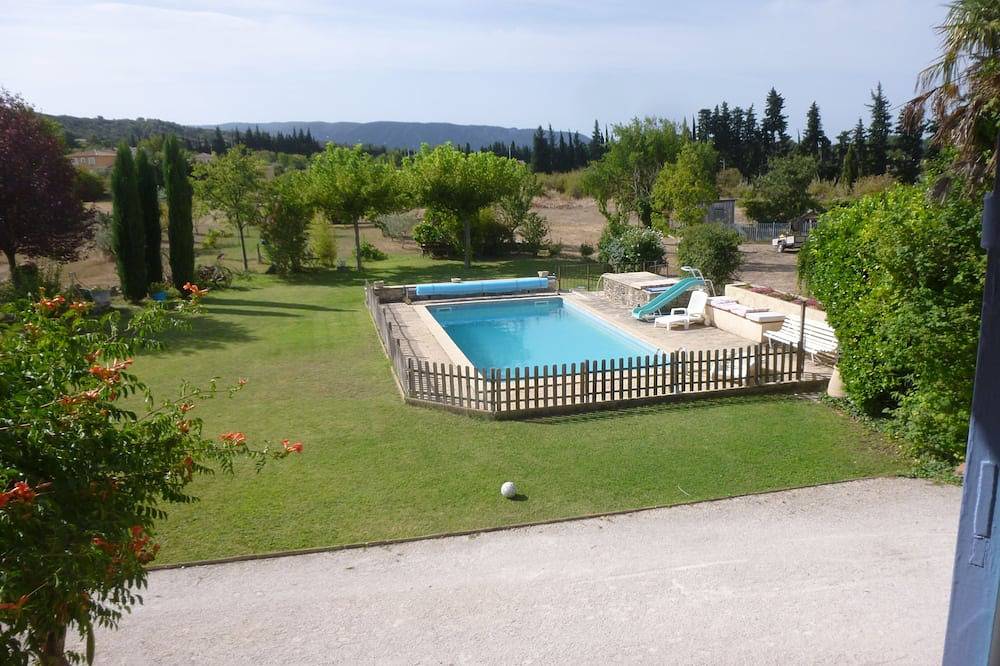 Apartamento entero, Estudio amueblado con vistas al luberon in Lagnes, Parque natural regional del Luberon