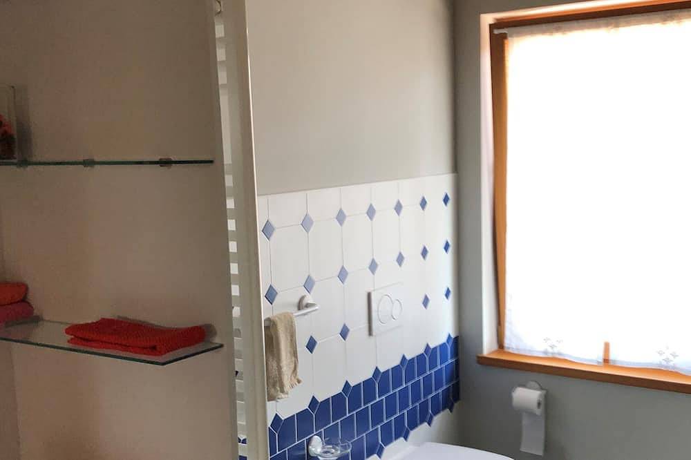 Entire apartment, Lovely apartment with private parking in Casteldidone, Cremona Province