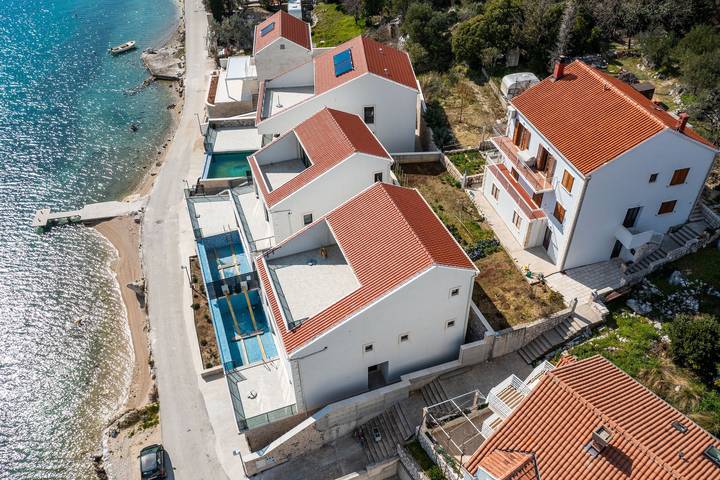 Gîte pour 6 personnes, avec balcon à Slano - 2