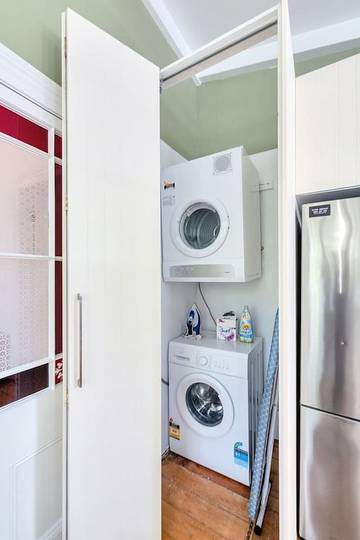 Holiday Home for 5 People in Auckland, Auckland Council, Photo 1