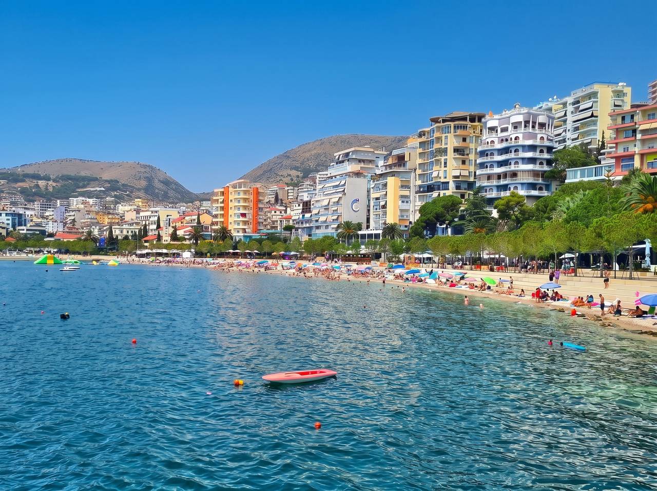 Cały apartament, Apartament wakacyjny dla 3 osób z balkon in Saranda, Wlora